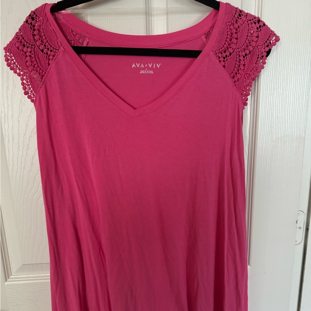 Ava and Viv top with detailed sleeves.